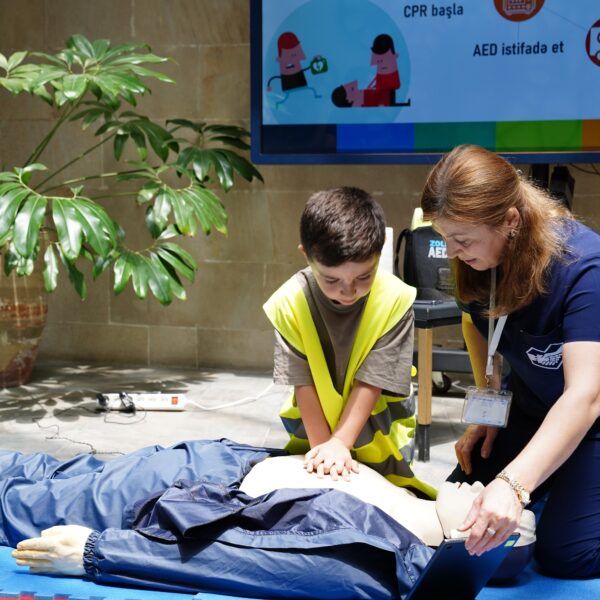 Cardiopulmonary Resuscitation (CPR): Complete Guide